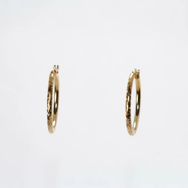 9ct Yellow Gold Patterned Hoop Earrings LJ7690