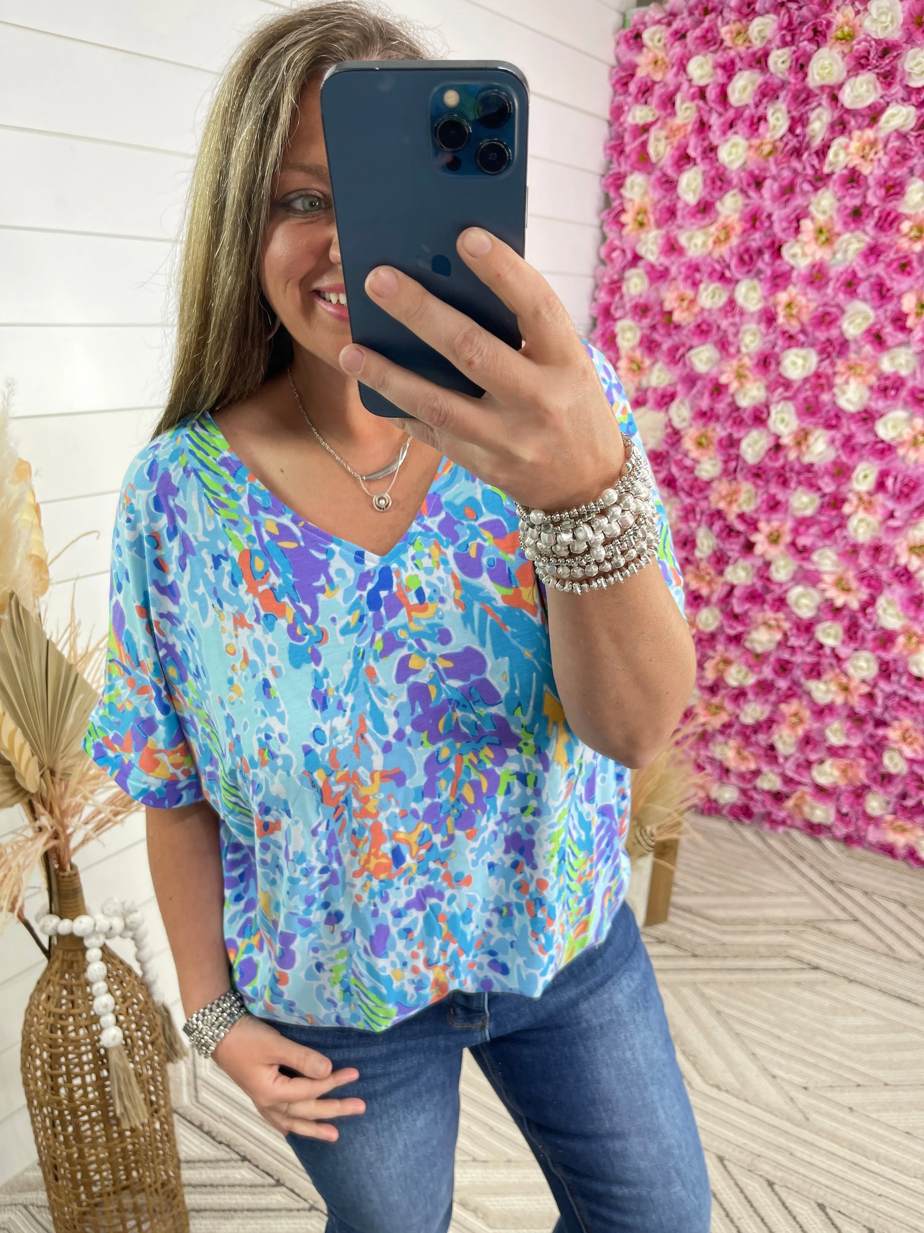 BLUE LOOSE FIT PAINTED FLORAL V NECK