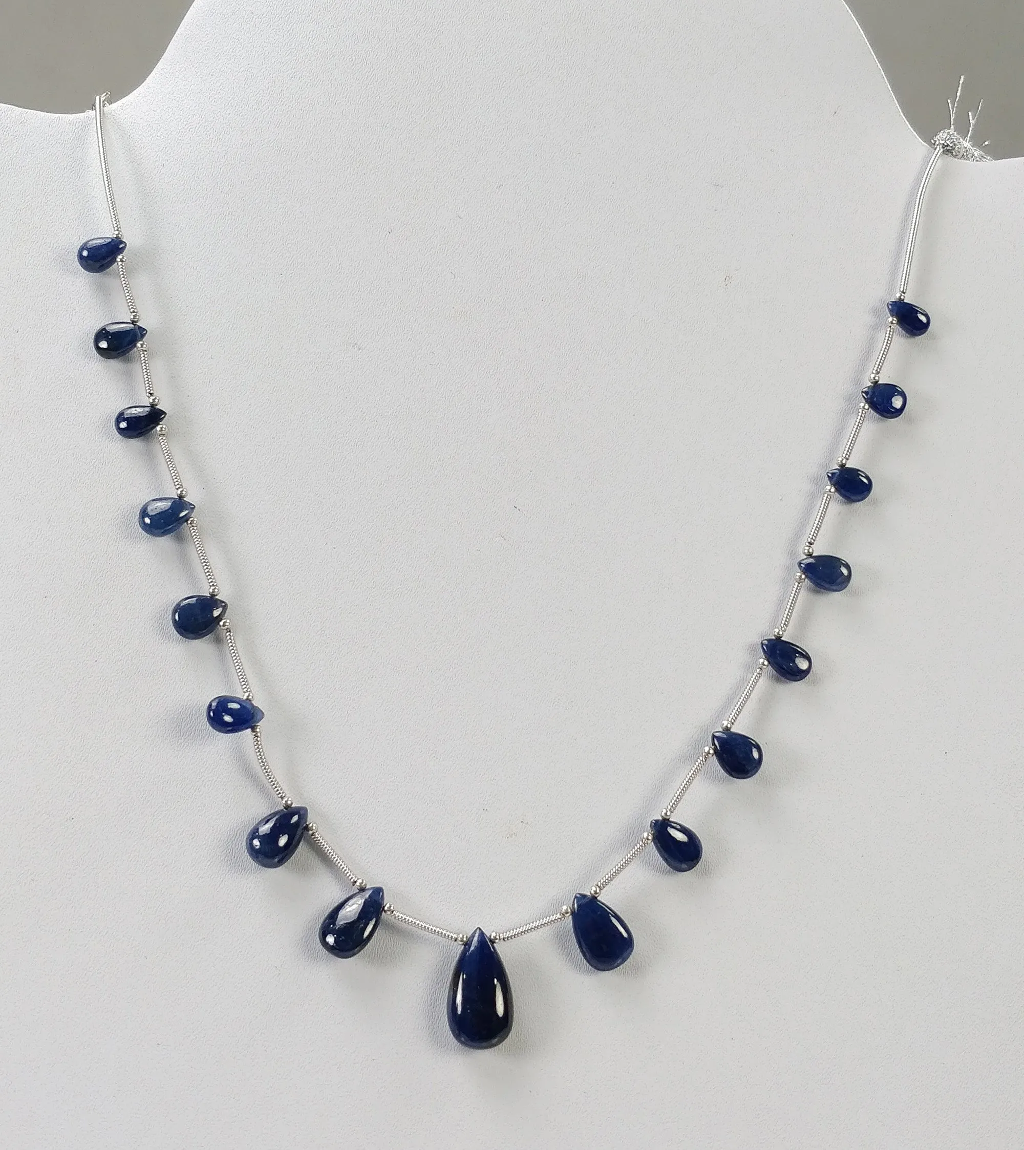 BLUE SAPPHIRE Gemstone Loose Beads : 40.95cts Natural Untreated Sapphire Plain Almond Beads 7.5*4.5mm - 16*9mm