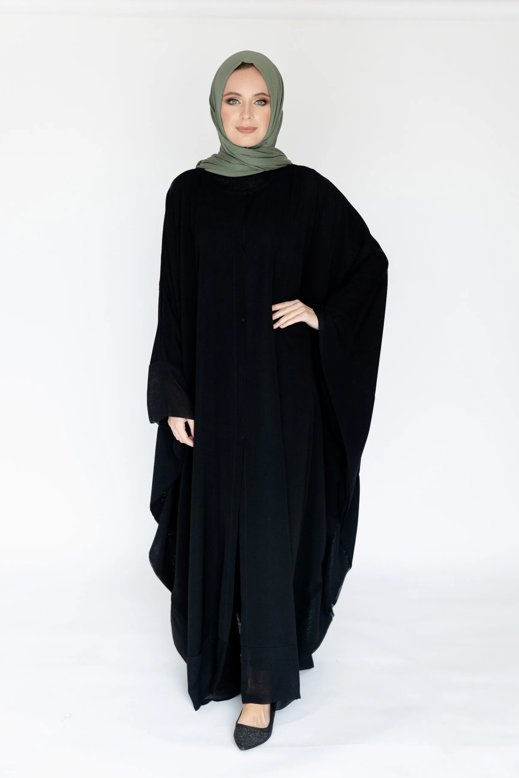 Plain Black Batwing Abaya (Open - Closed)