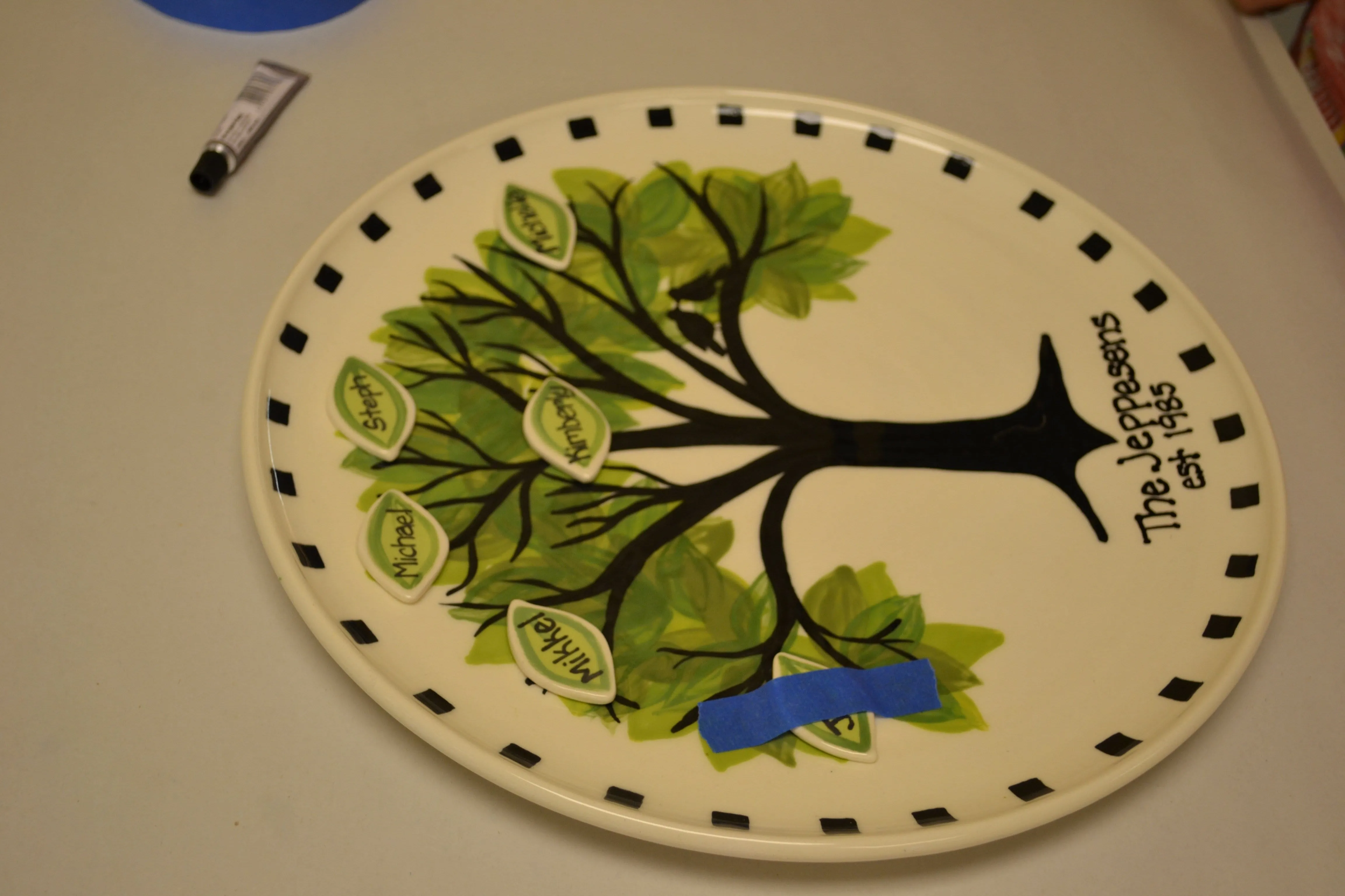 Seasonal Family Tree Large Plate