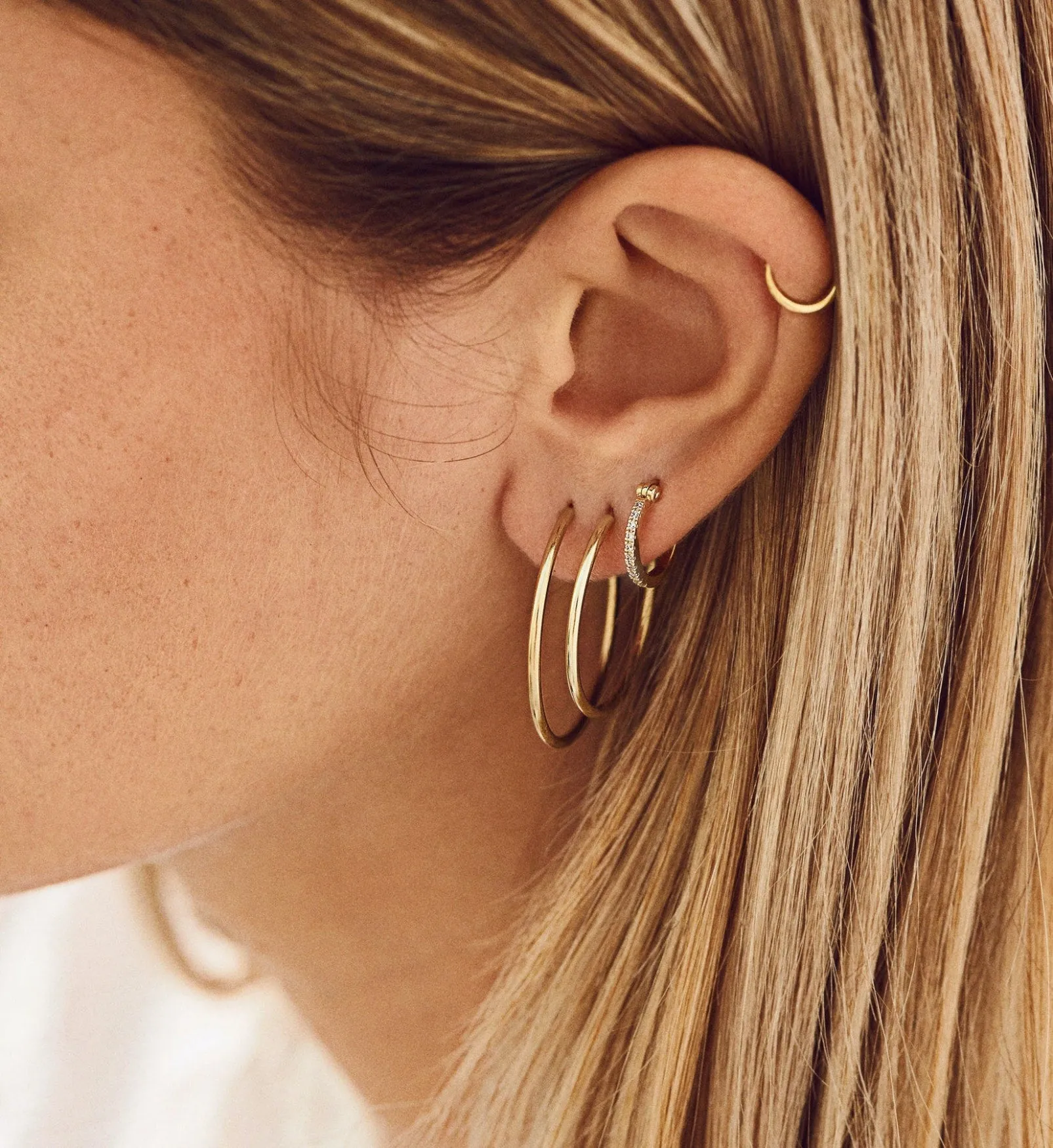 Single Plain Ring Earring