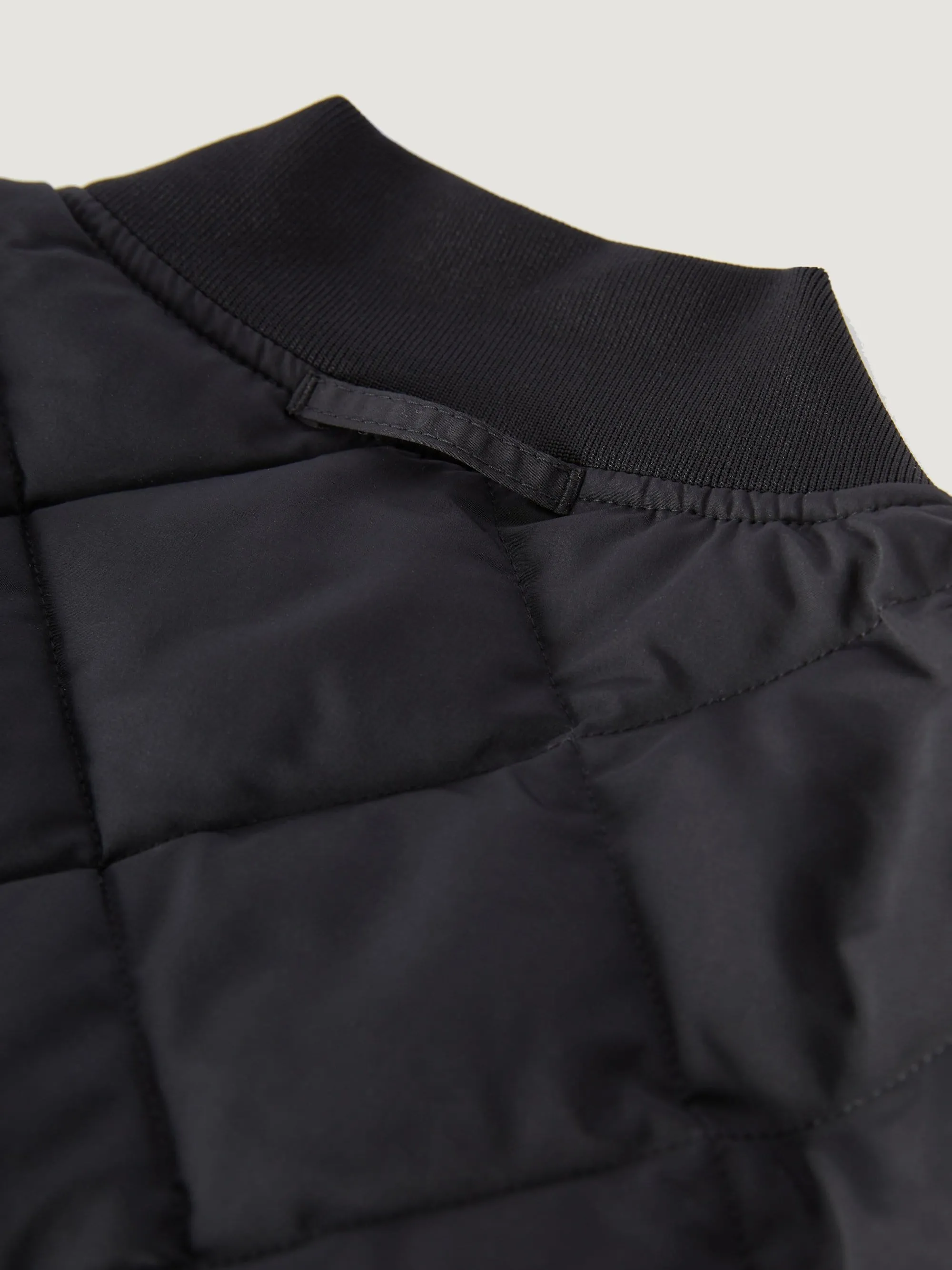 The Skyline Reversible Bomber in Black