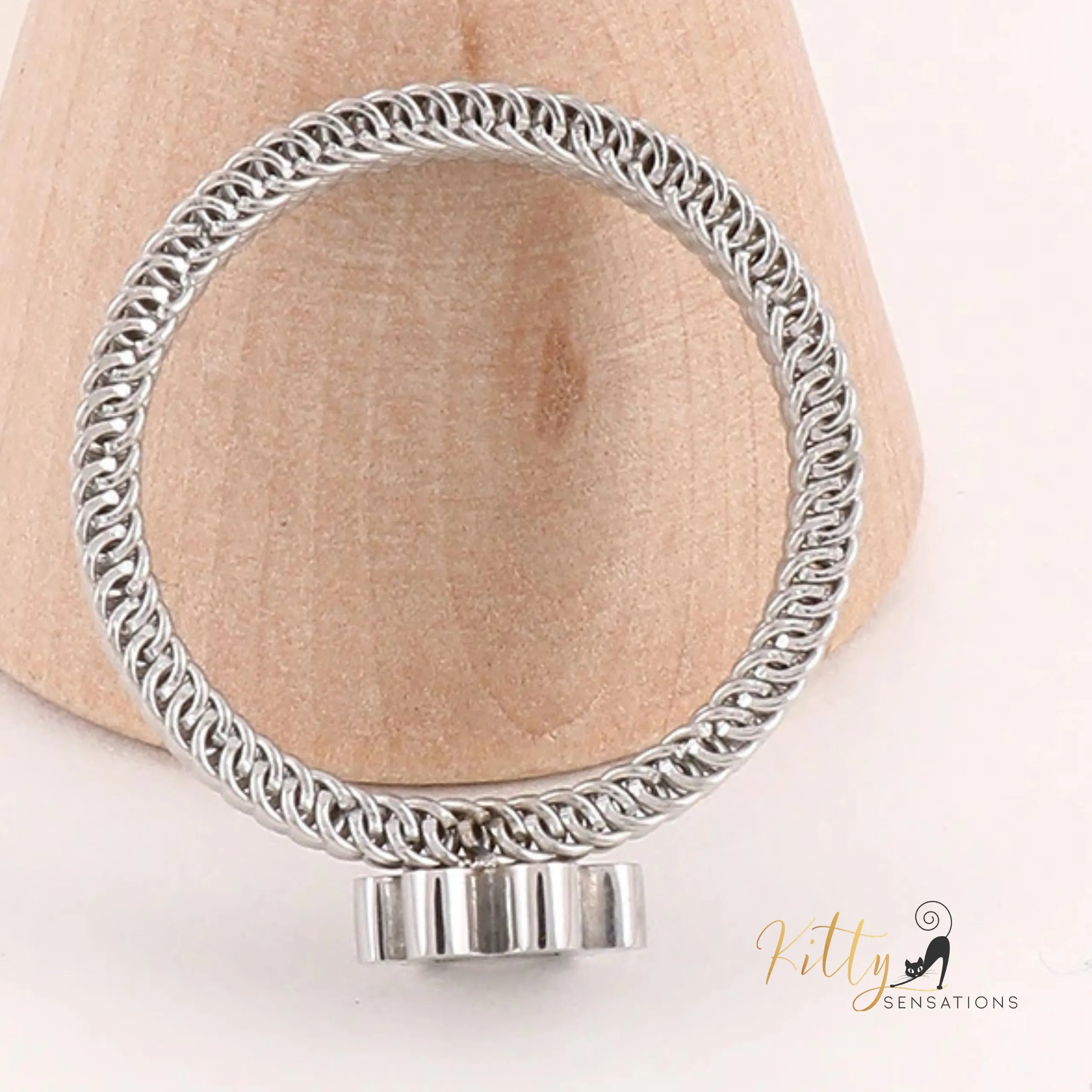 Very Stylish, Mesh Band Cat Paw Ring (Gold, Silver, or Rose Gold)