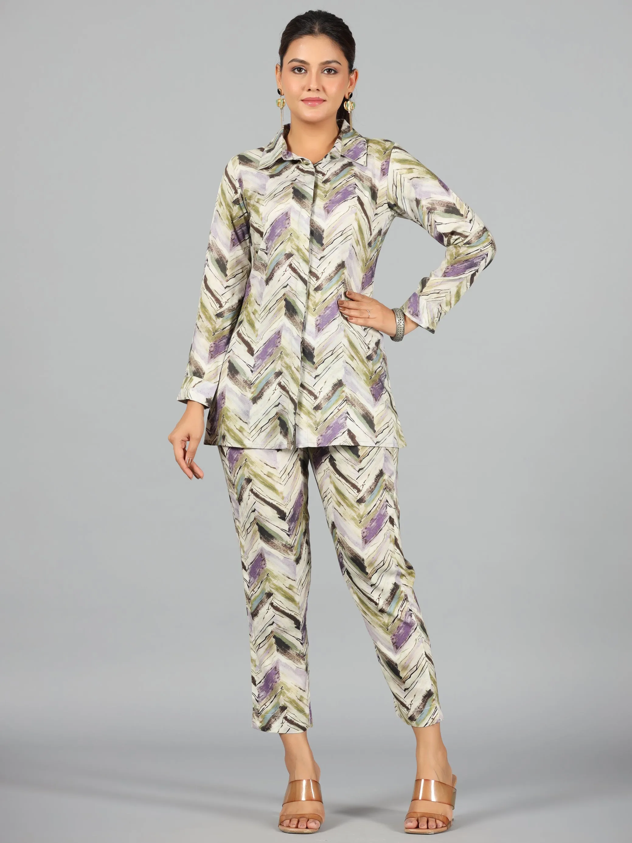 Women Green Rayon Printed Clothing Set