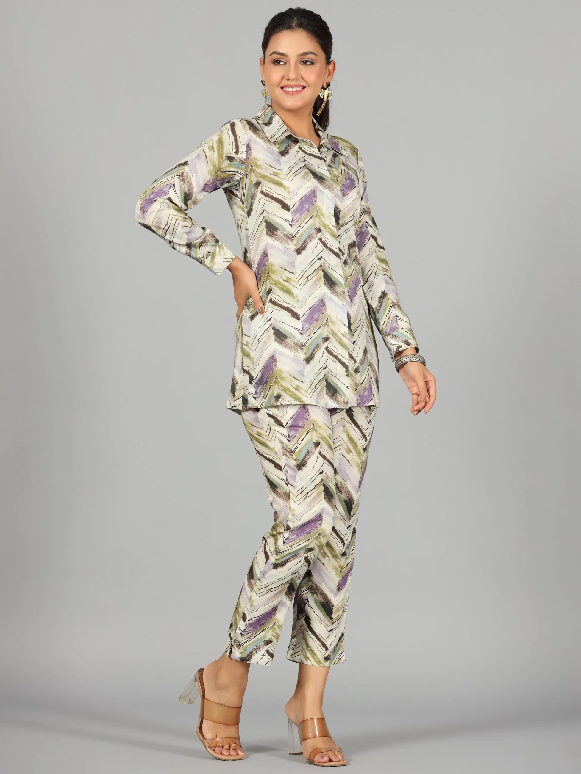 Women Green Rayon Printed Clothing Set